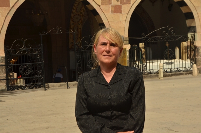 Hoşgörünün merkezi Hacı Bektaşi Veli Külliyesi'ne yoğun ilgi